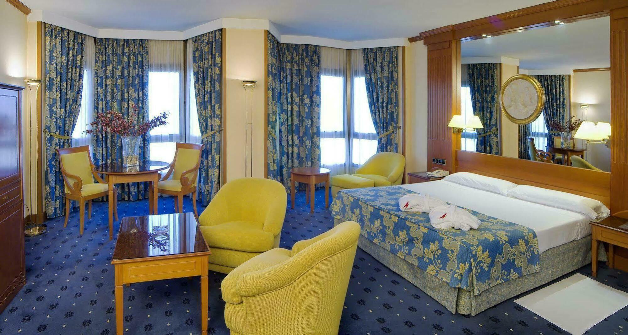 Hotel Los Bracos Logroño Buitenkant foto